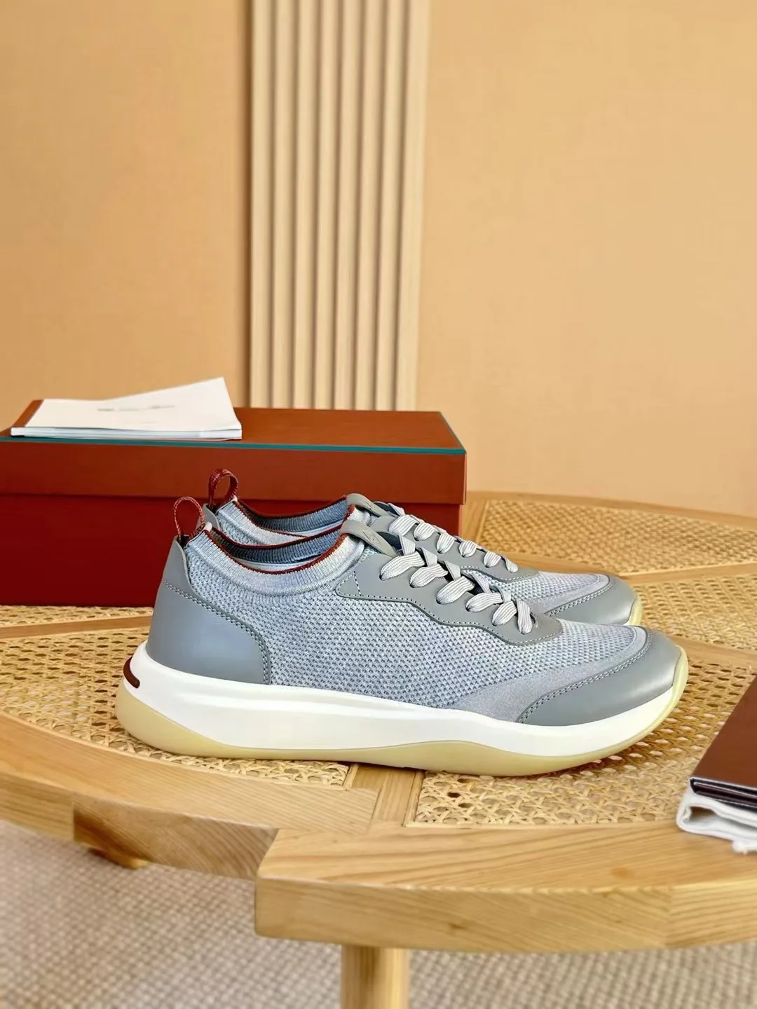 Men's Sneakers LORO PIANA 18382794