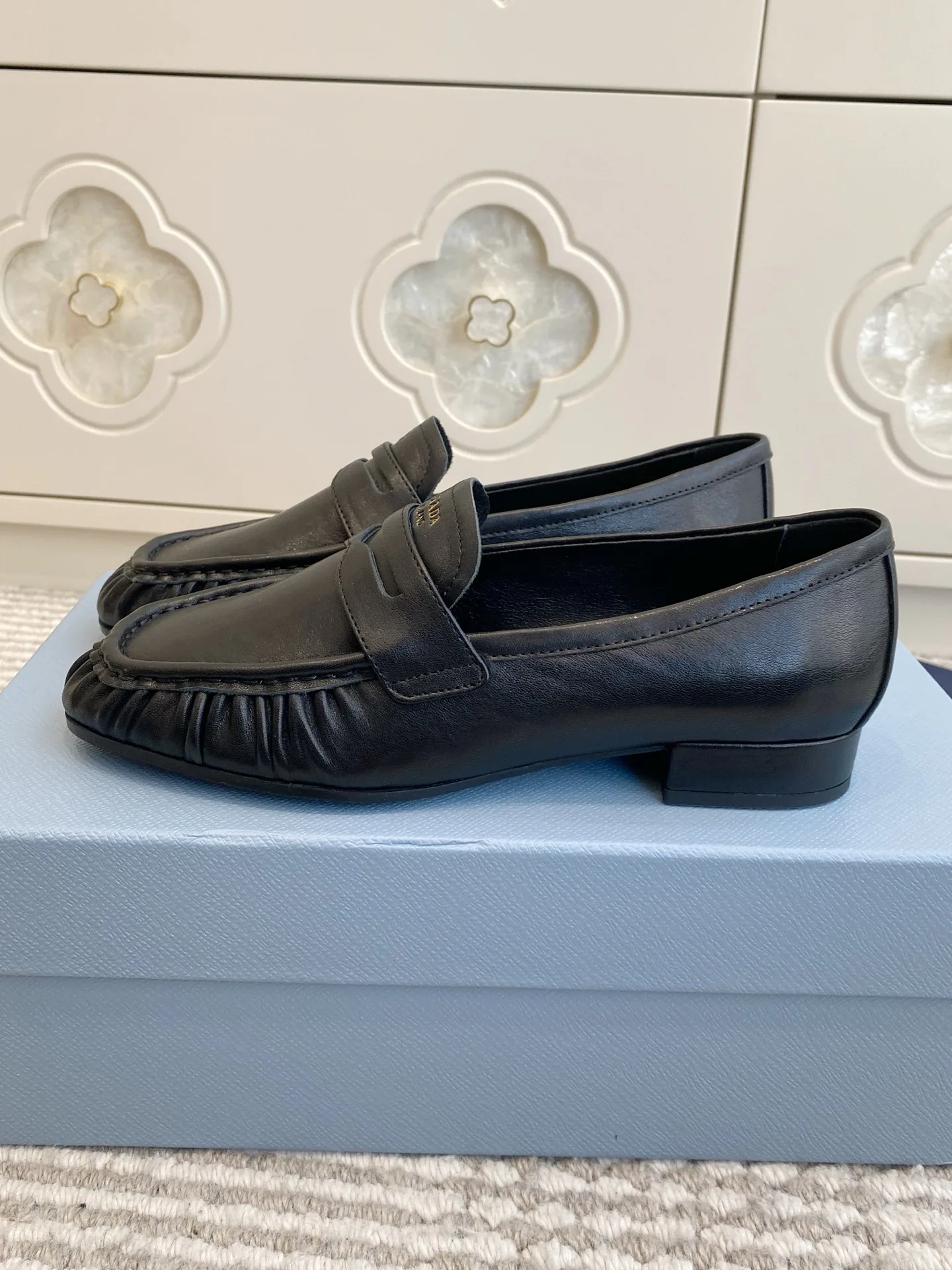 Women's Loafers And Moccasins PRADA 18146250