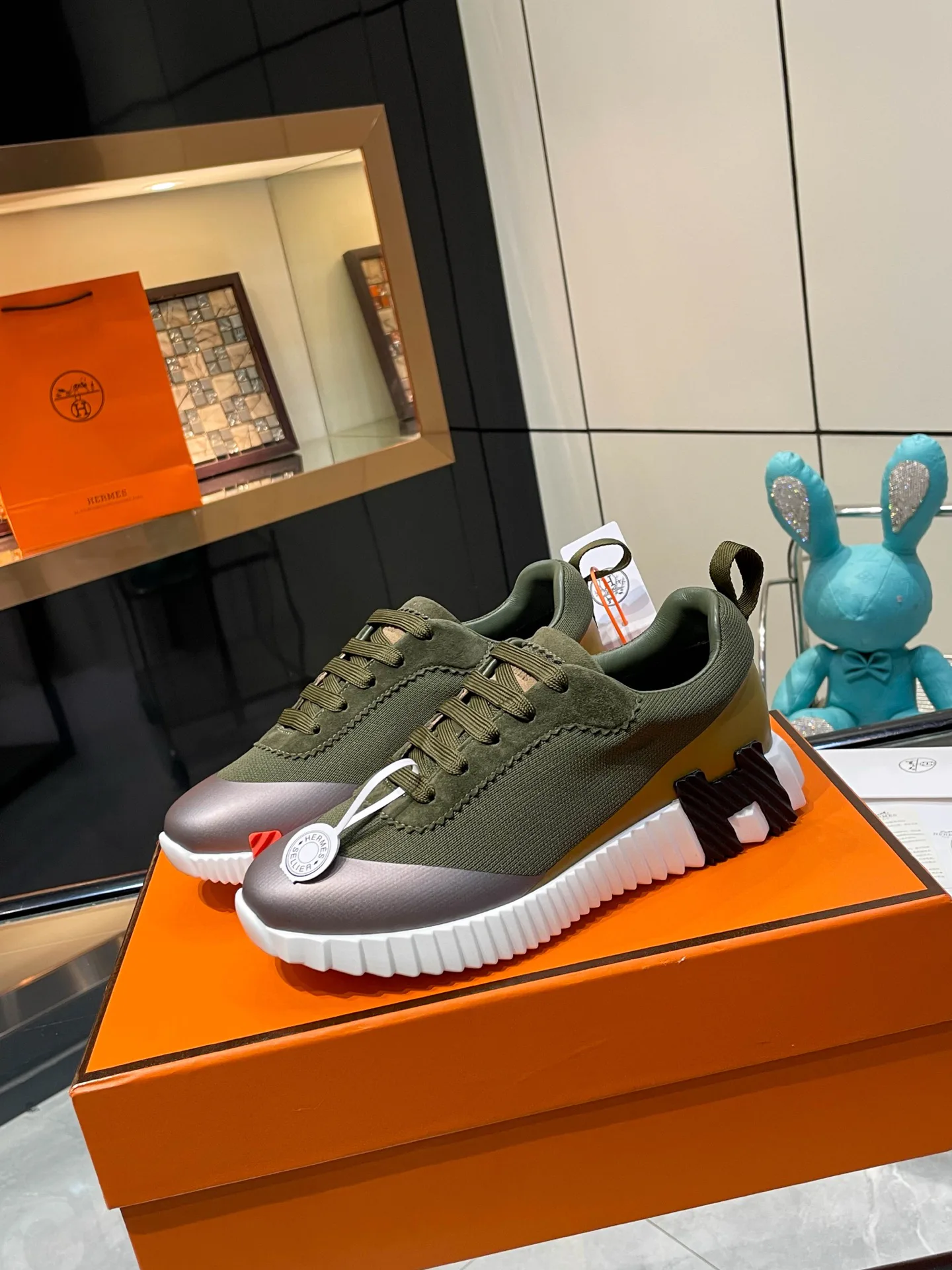 Women's Sneakers HERMES 17954780