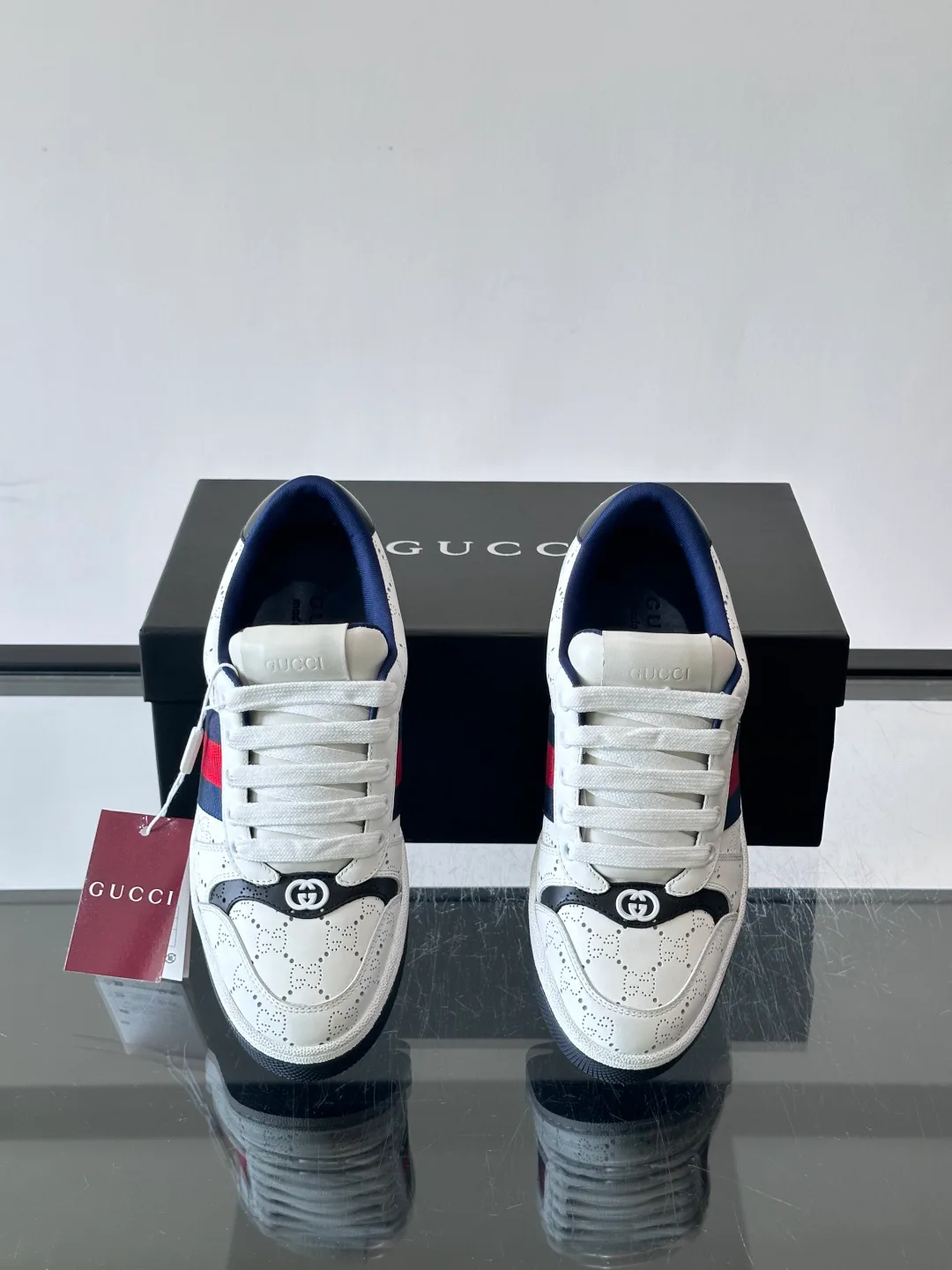 Women's Sneakers GUCCI 18101954