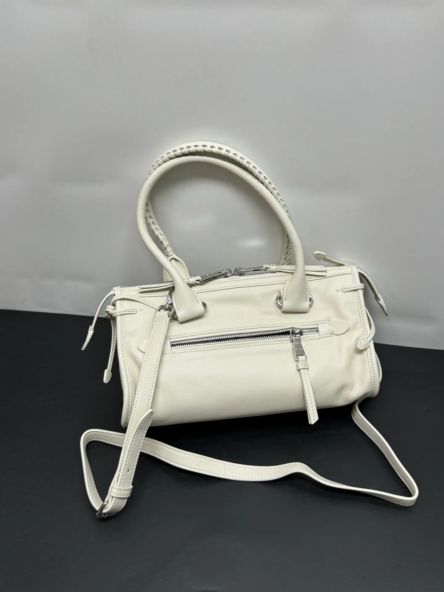 Women's Classic Handbags MIU MIU 18321235