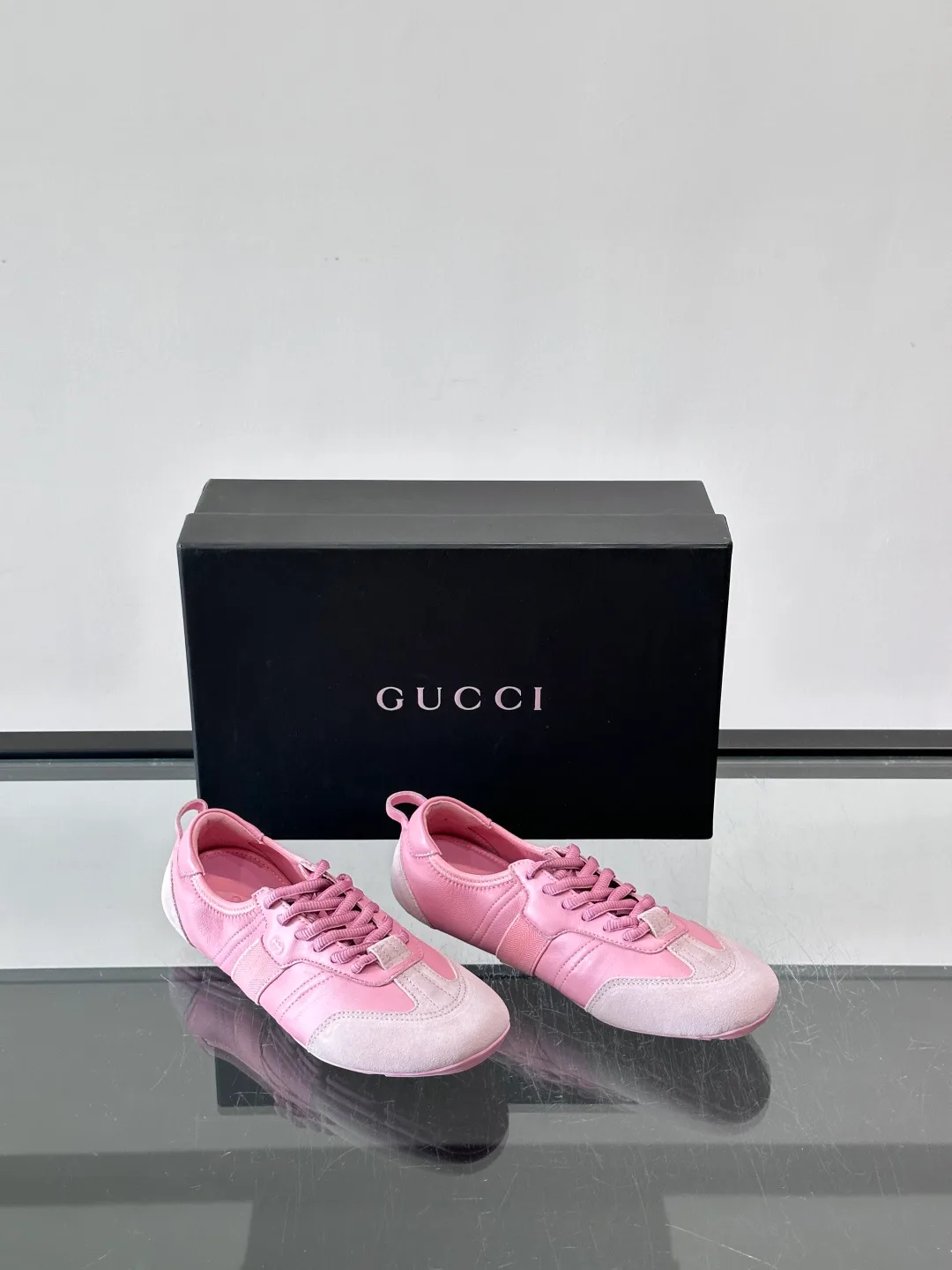 Women's Sneakers GUCCI 17689239