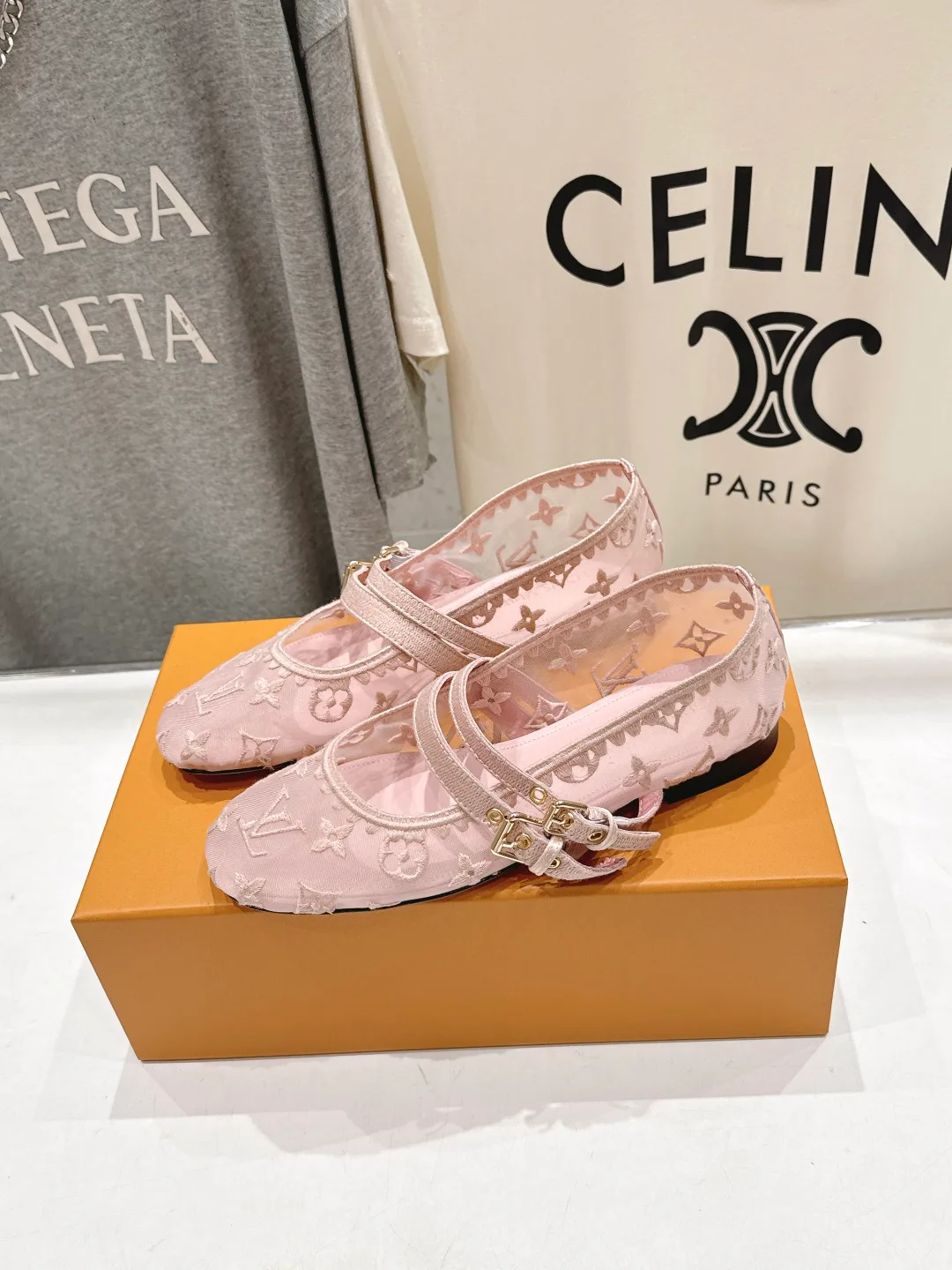 Women's Heels LOUIS VUITTON 17813186