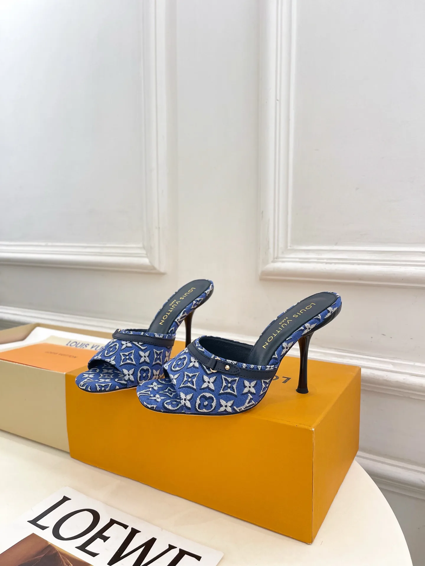 Women's Mules And Clogs LOUIS VUITTON 17506942