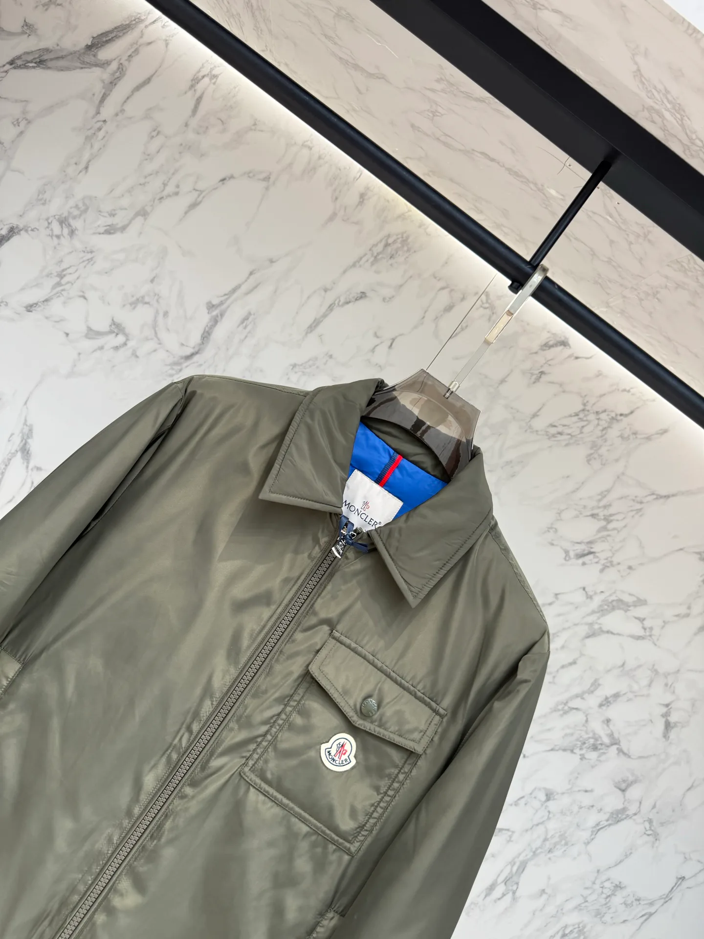 Men's Jackets And Down Jackets MONCLER 18236959