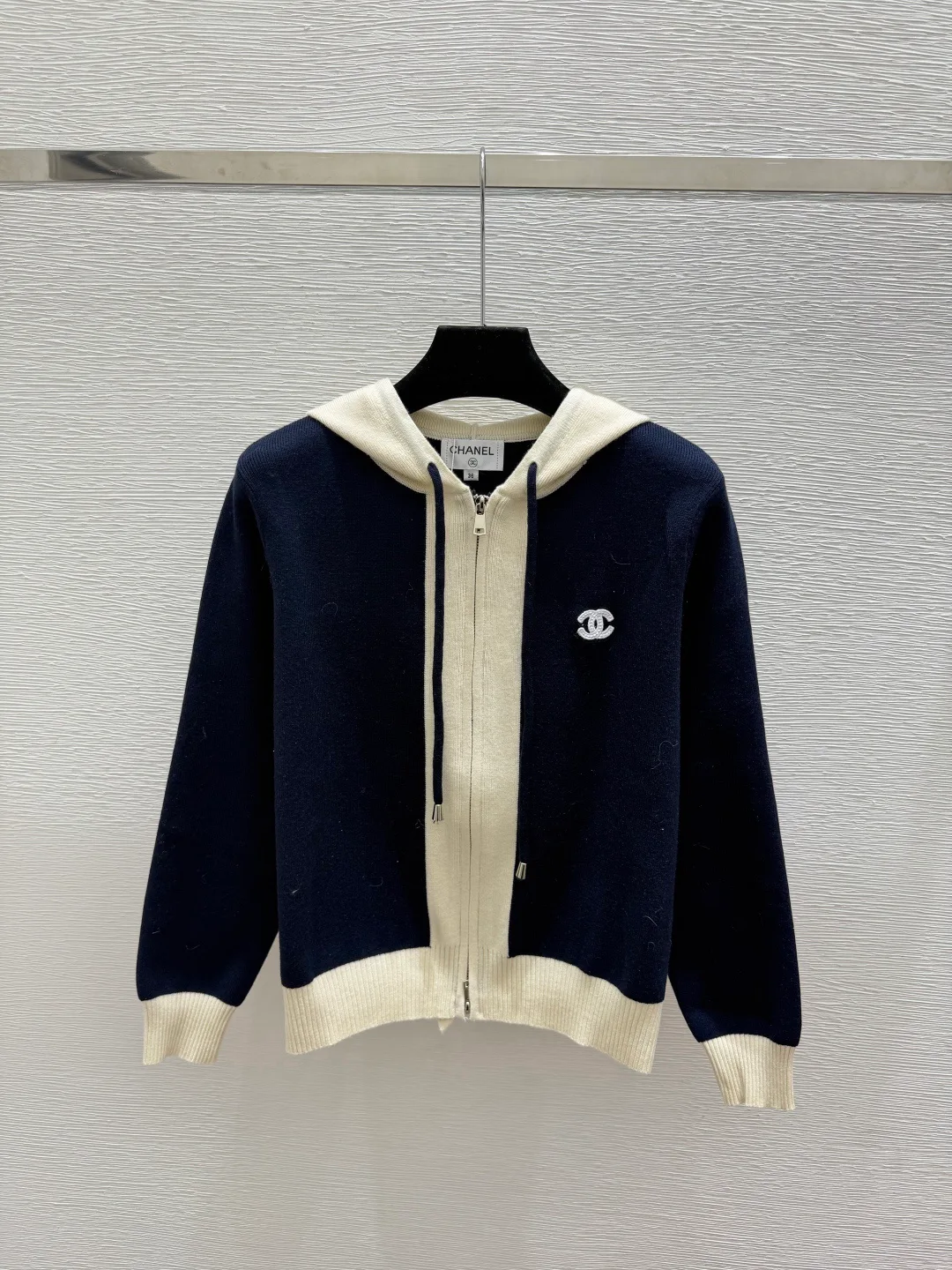 Women's Jumpers And Sweaters CHANEL 18022045