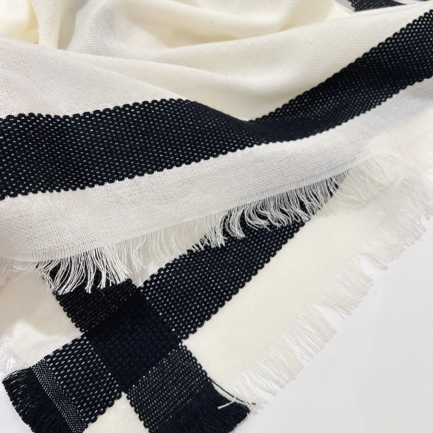 Scarves CHANEL 16946808
