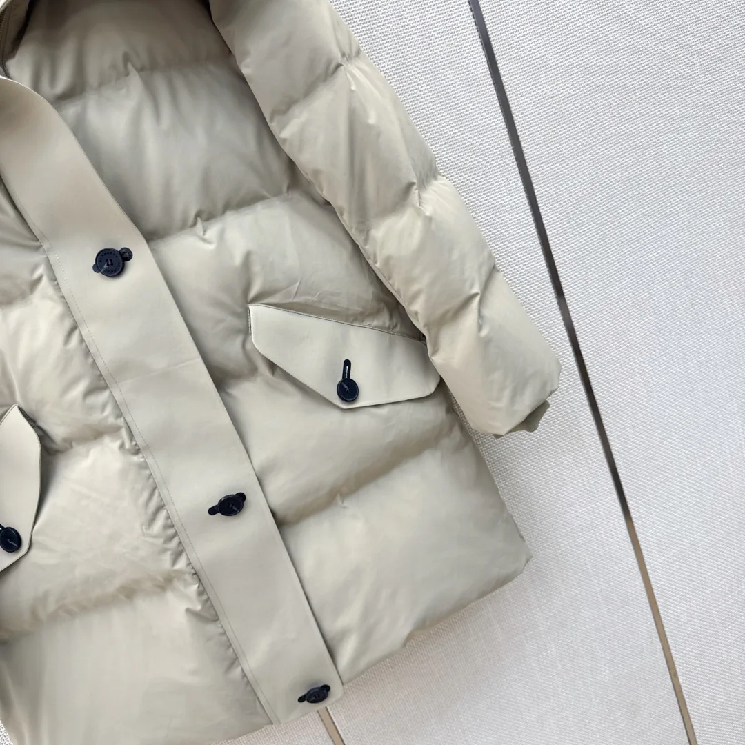 Women's Jackets And Down Jackets BURBERRY 18245895