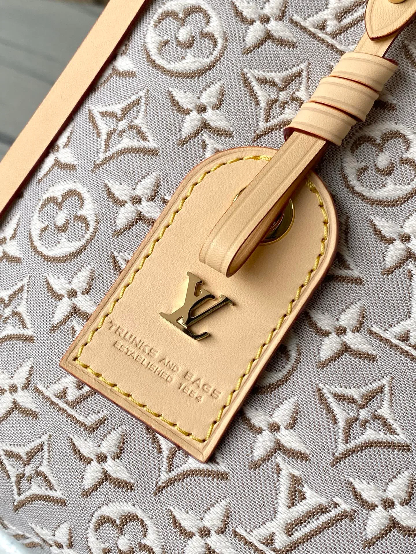 Women's Classic Handbags LOUIS VUITTON 17795984