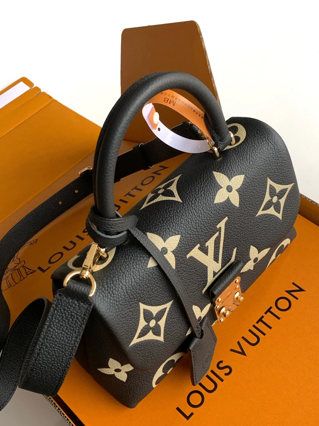 Women's Classic Handbags LOUIS VUITTON 18520976