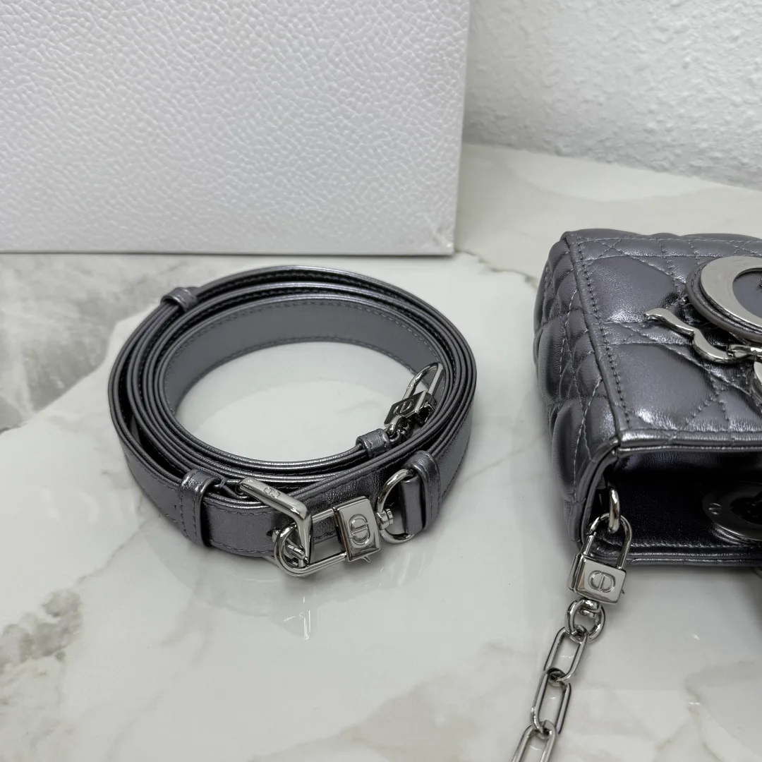 Women's Classic Handbags CHRISTIAN DIOR 18116437