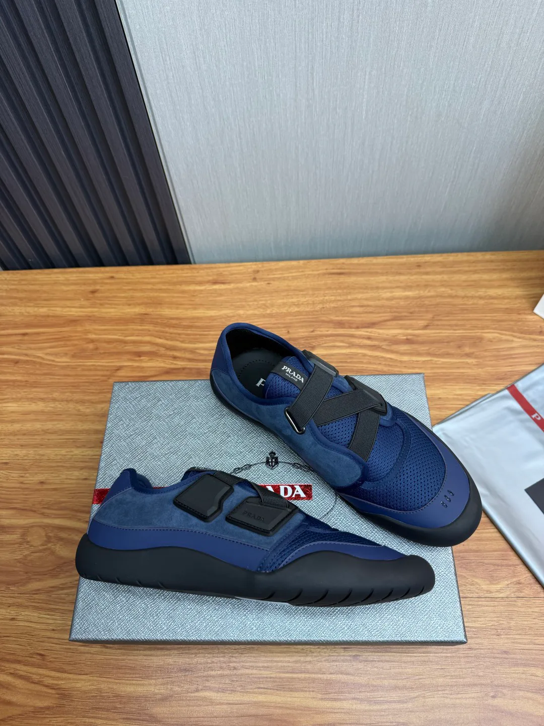 Men's Sneakers PRADA 17814120