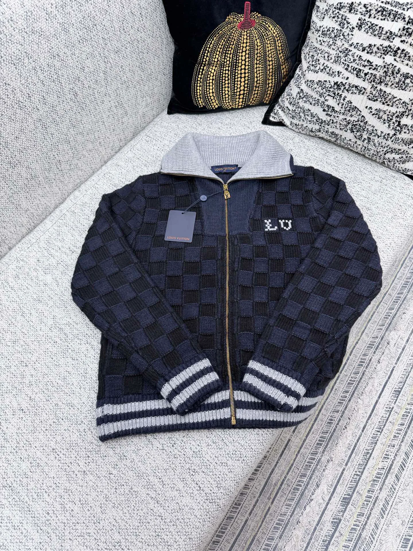 Men's Jumpers And Sweaters LOUIS VUITTON 18292825