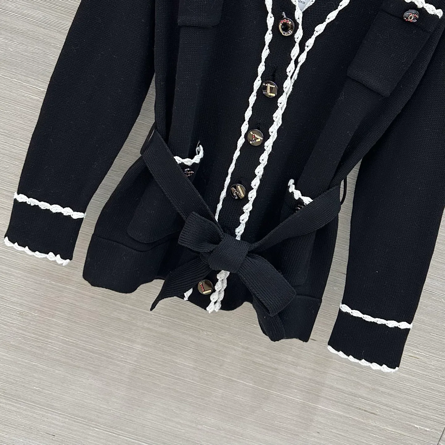 Women's Jumpers And Sweaters CHANEL 18439386