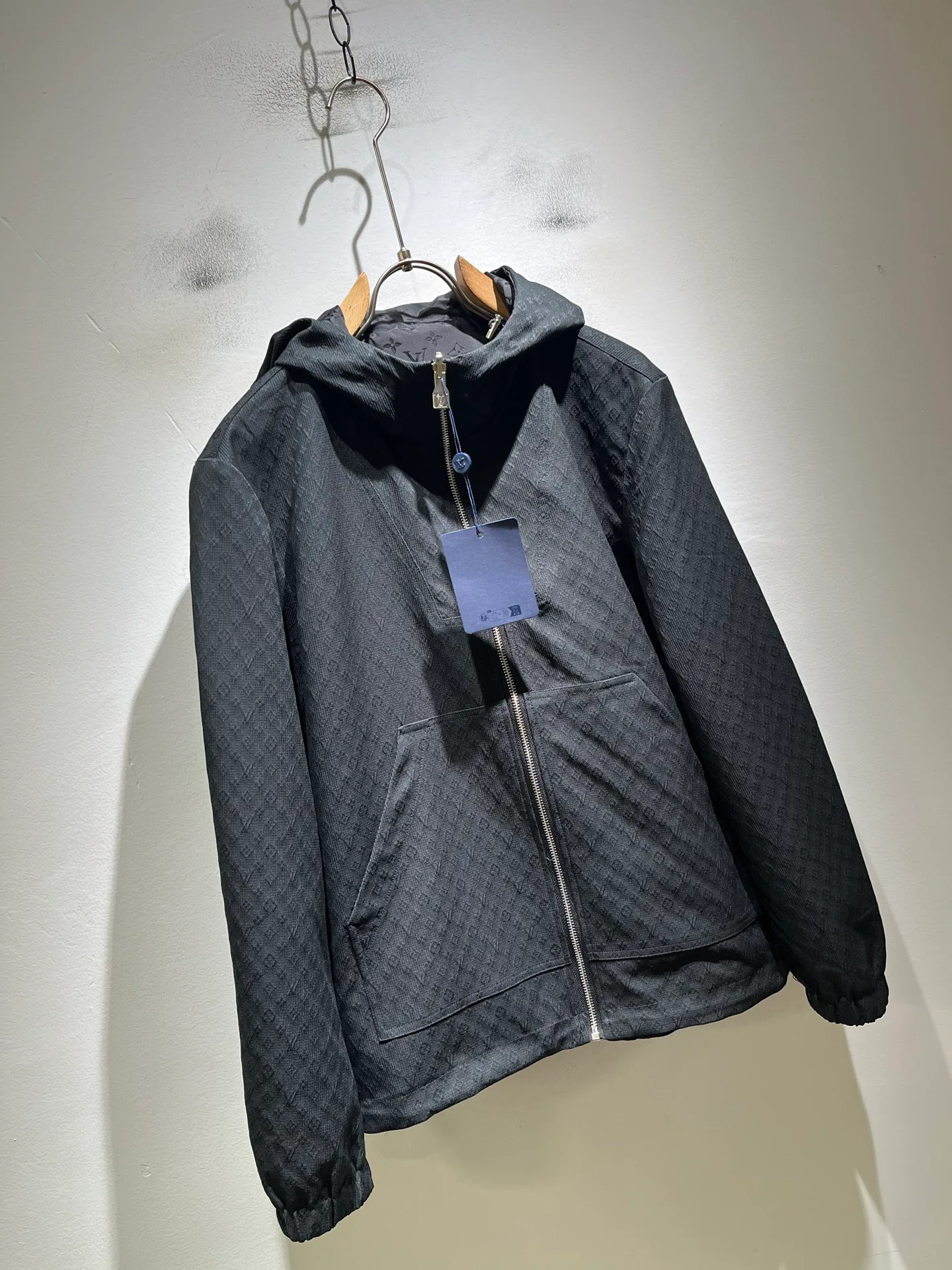 Men's Jackets And Down Jackets LOUIS VUITTON 18343266