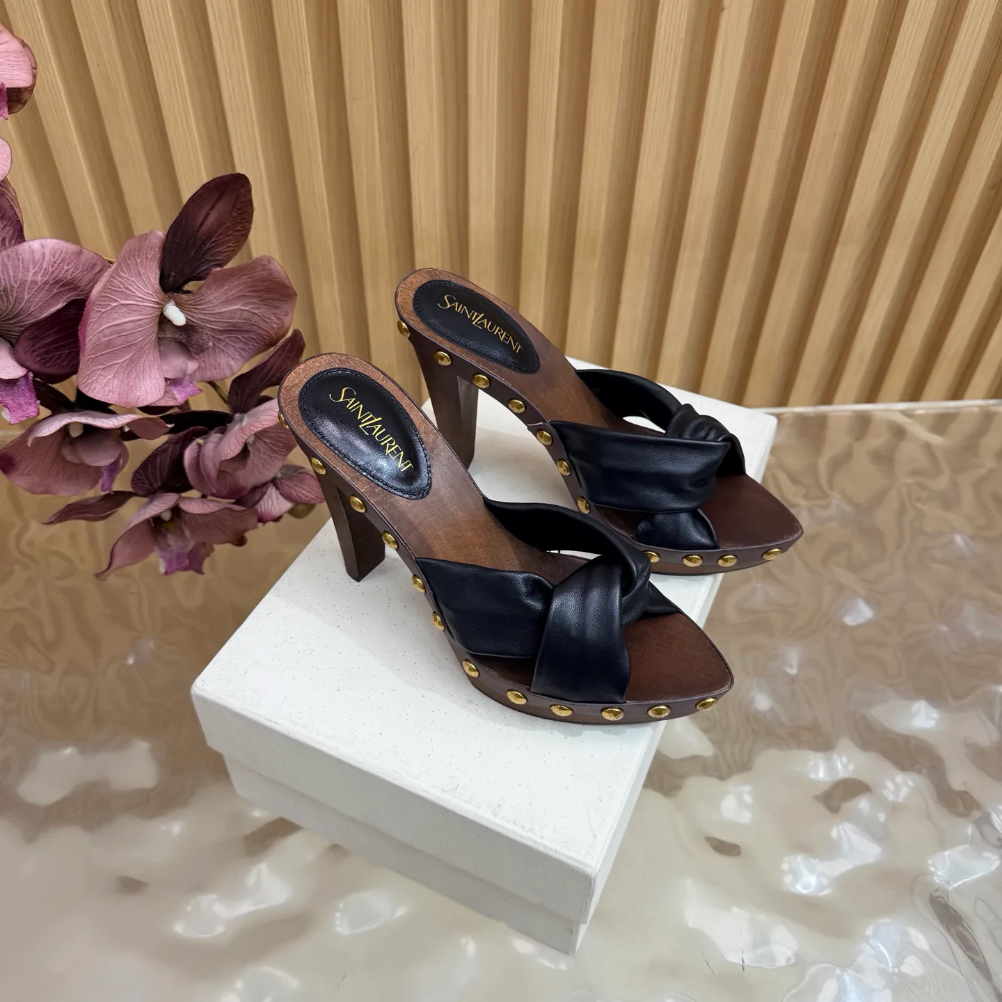 Women's Open-Toe Sandals SAINT LAURENT 17816903