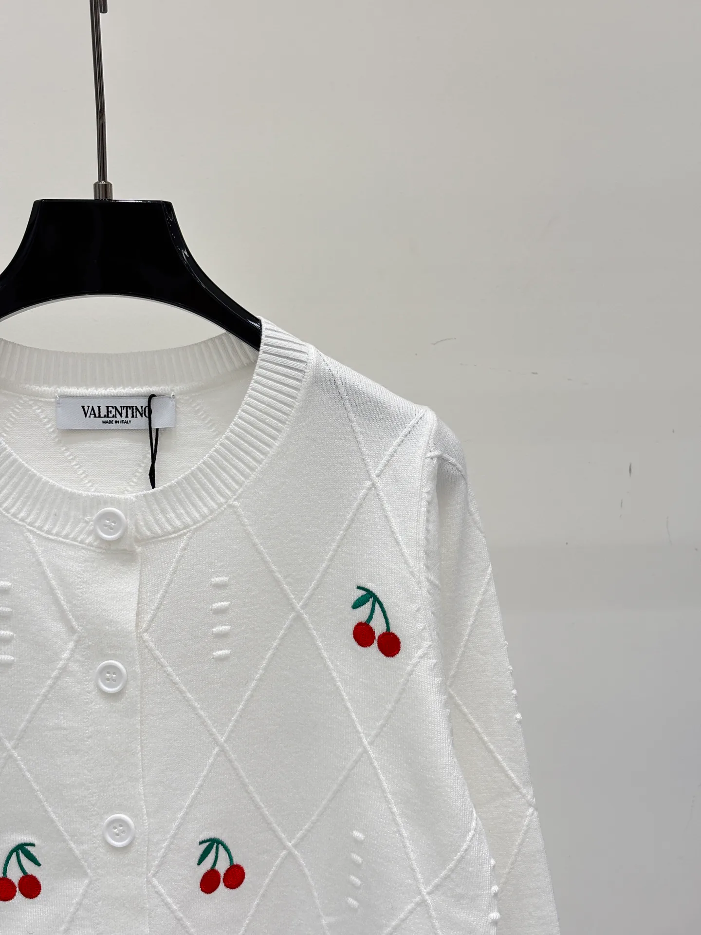 Women's Jumpers And Sweaters VALENTINO 17827860