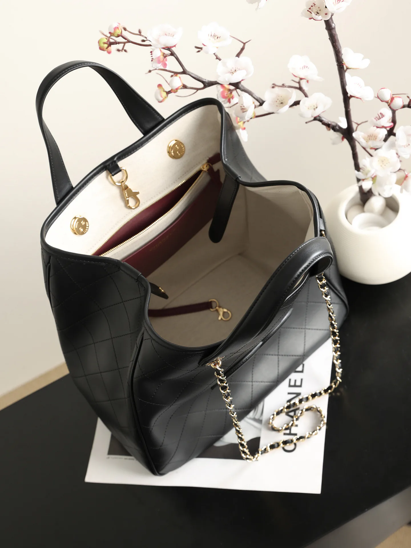 Women's Classic Handbags CHANEL 17878622