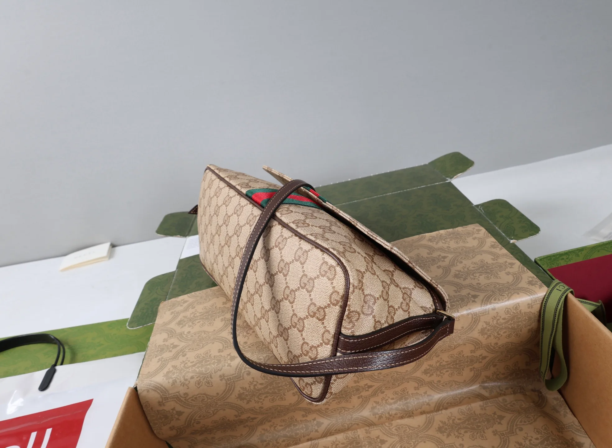 Women's Classic Handbags GUCCI 18065244
