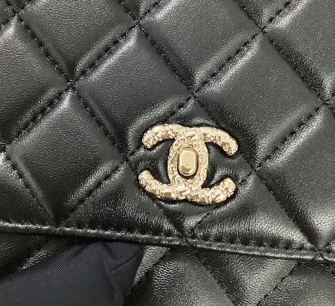 Women's Classic Handbags CHANEL 17827587