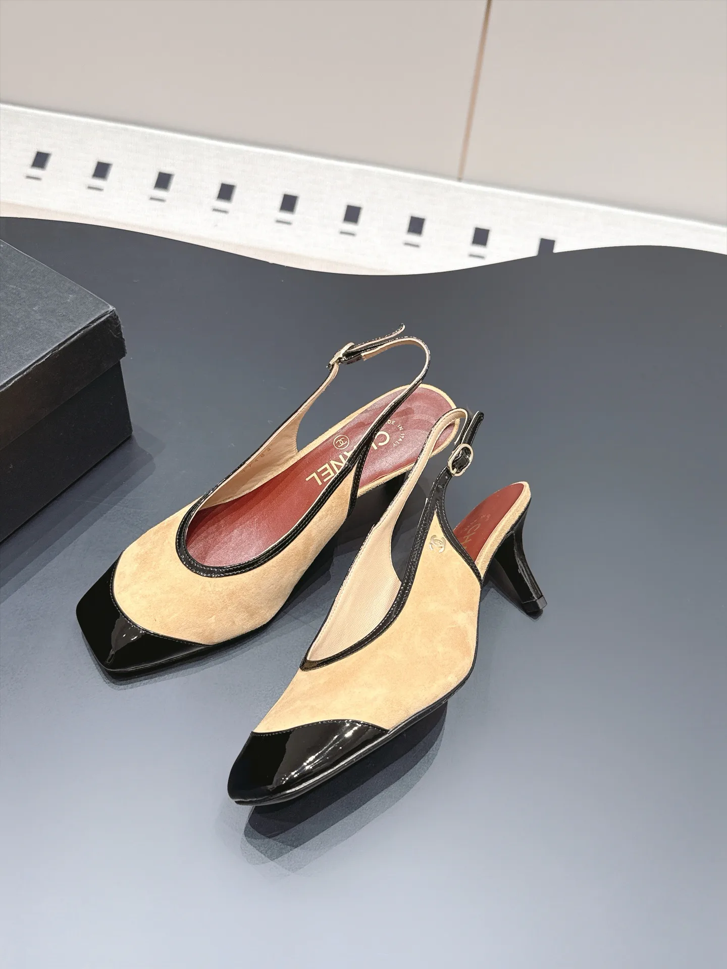 Women's Open-Toe Sandals CHANEL 18083845