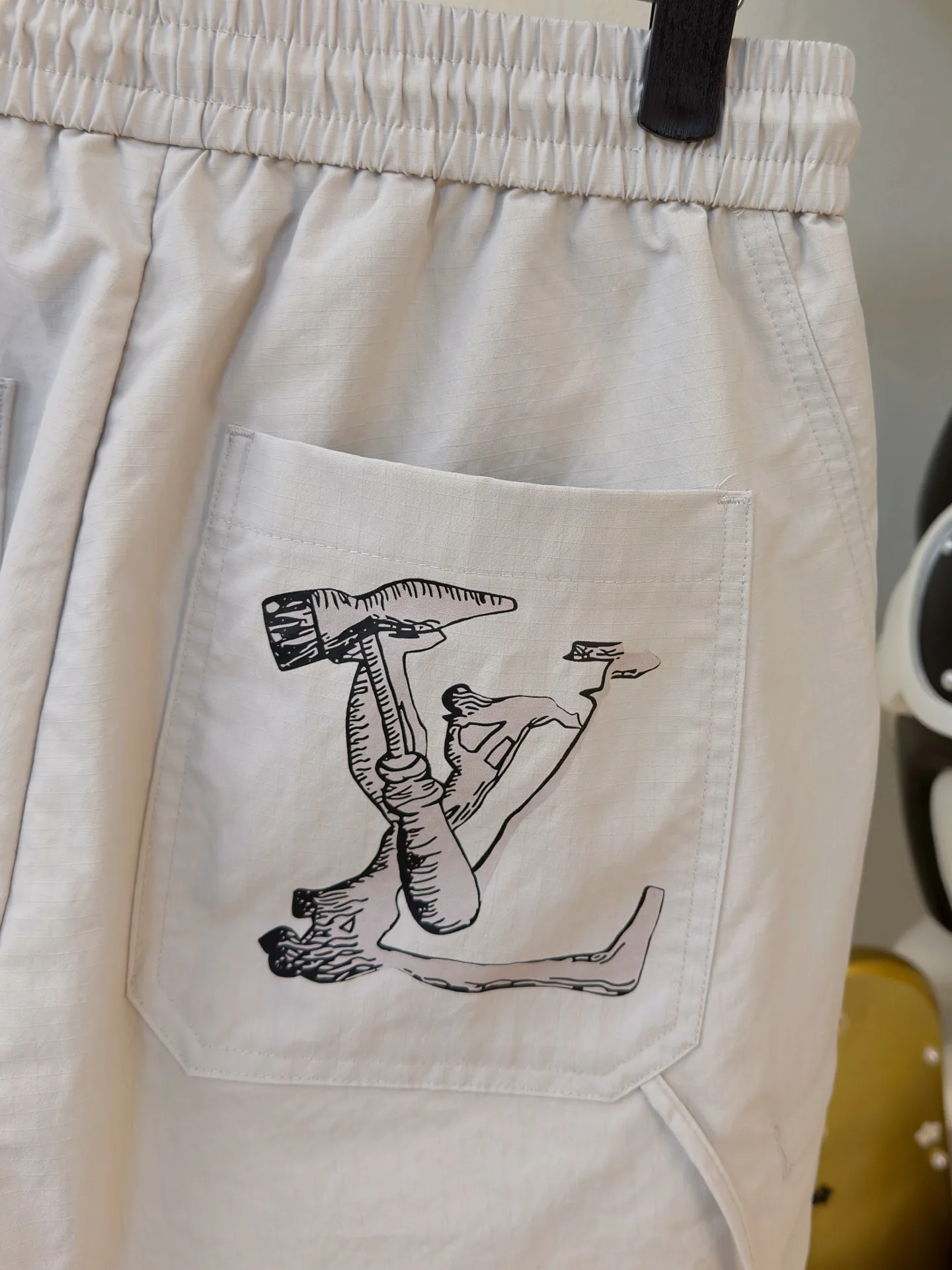 Men's Shorts LOUIS VUITTON 18296370