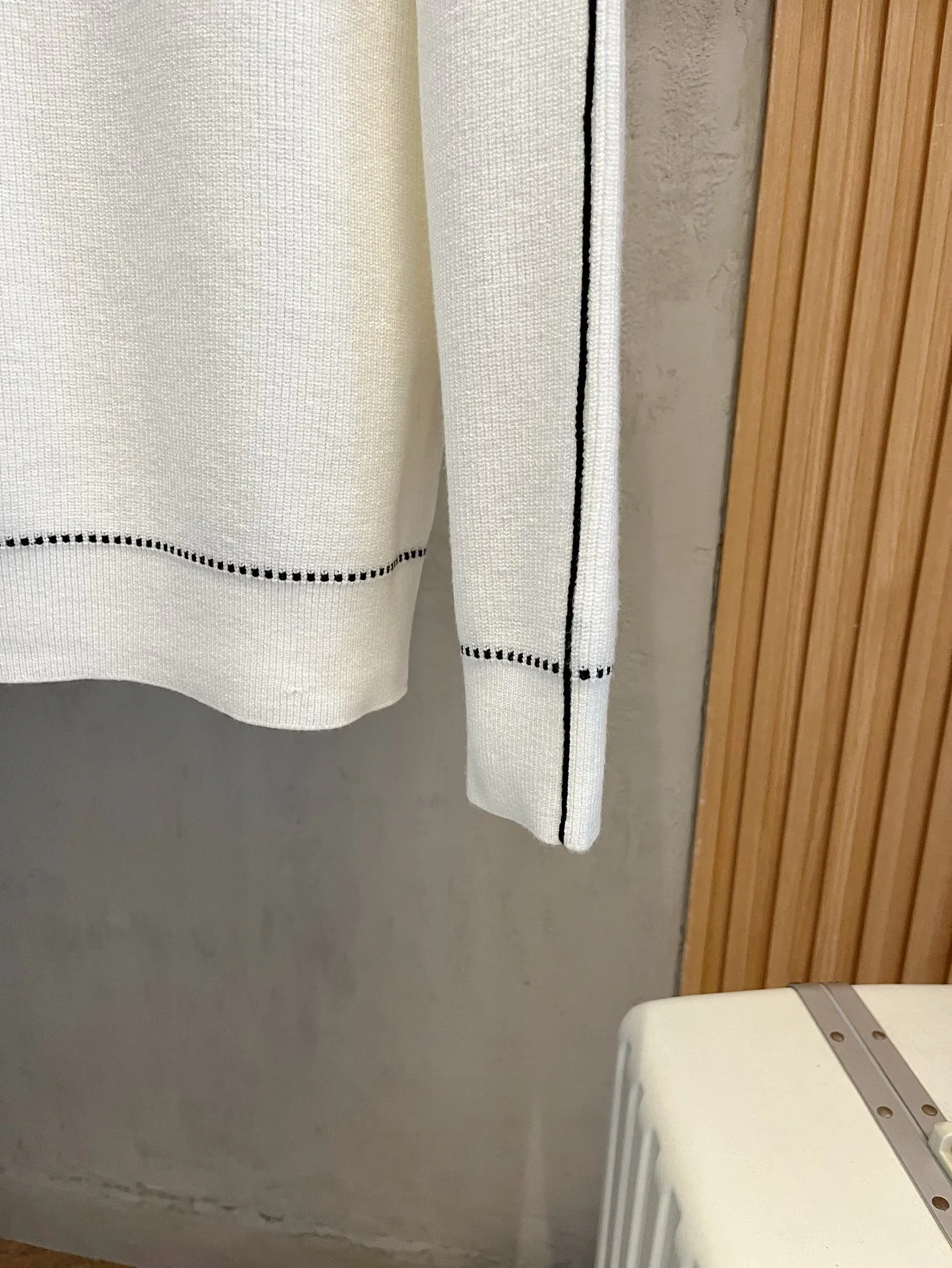 Men's Jumpers And Sweaters PRADA 18098182