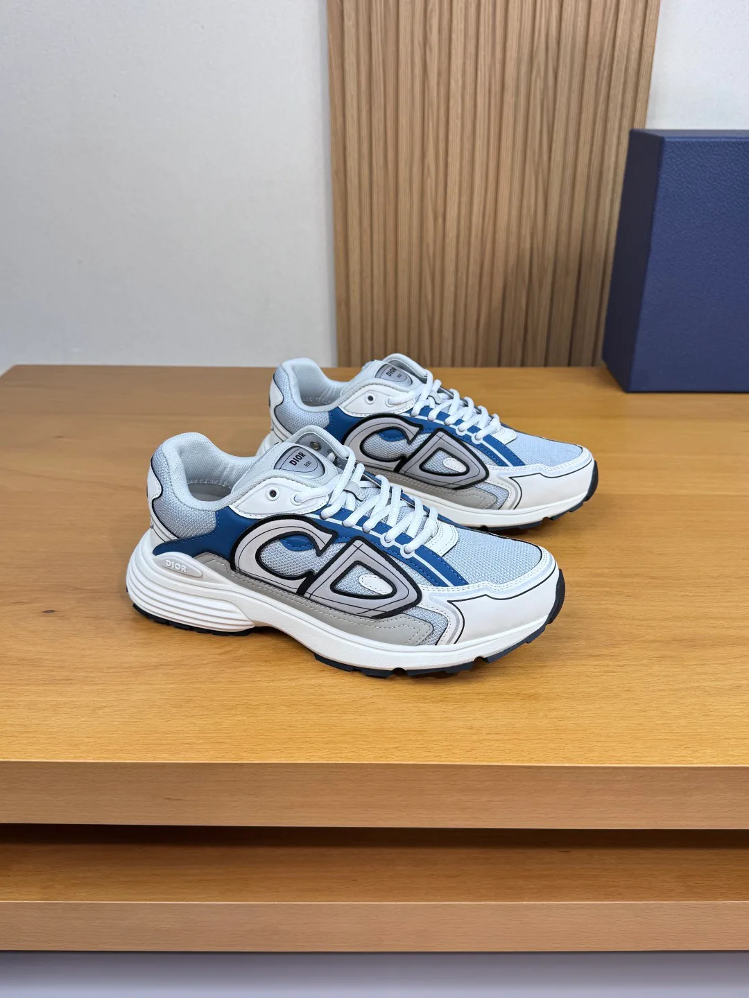 Кроссовки Мужские Christian Dior 18655023