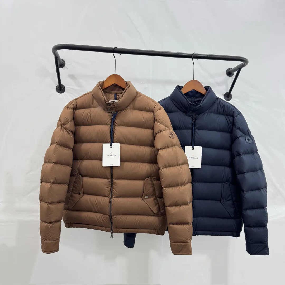 Men's Jackets And Down Jackets MONCLER 17827410
