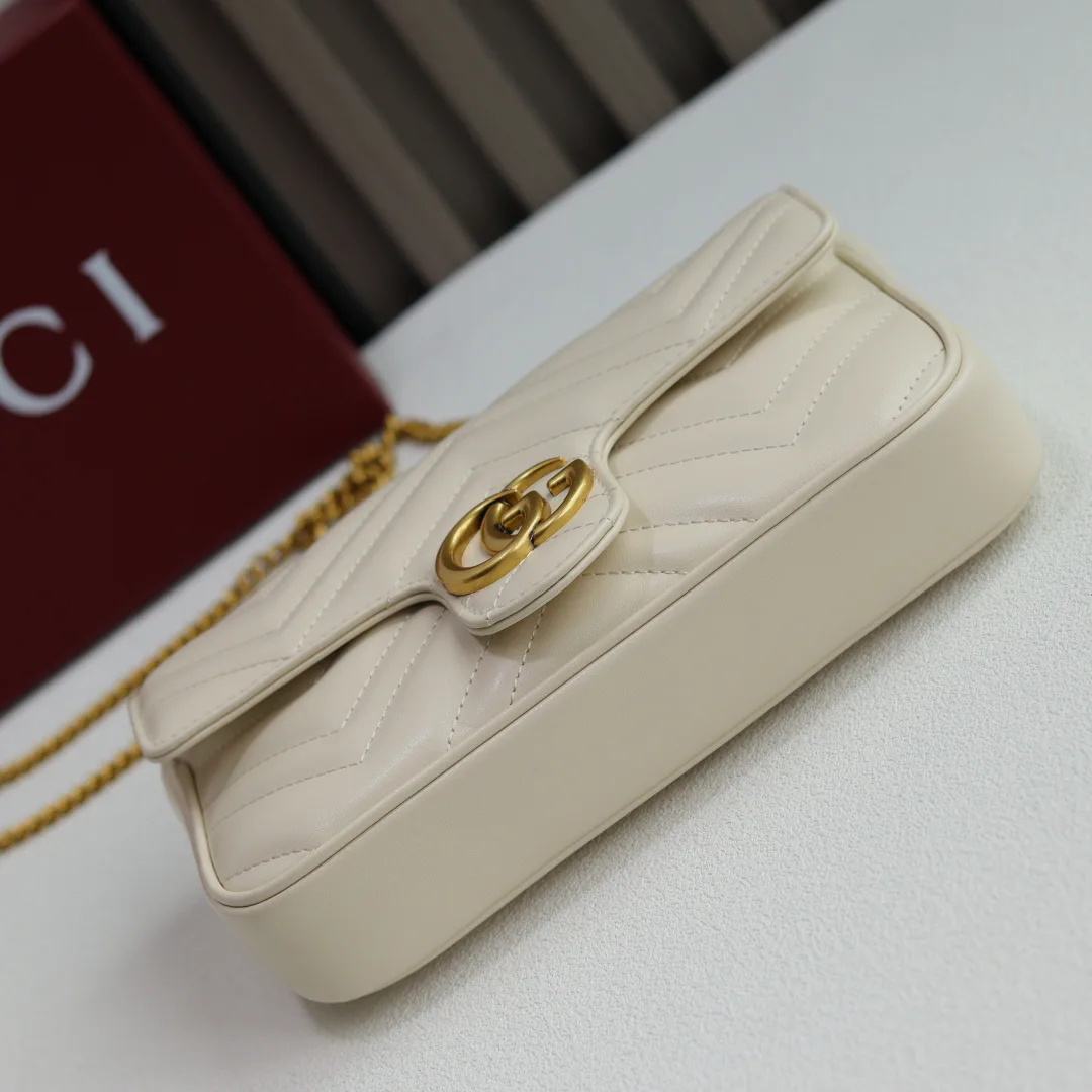 Women's Classic Handbags GUCCI 17947963