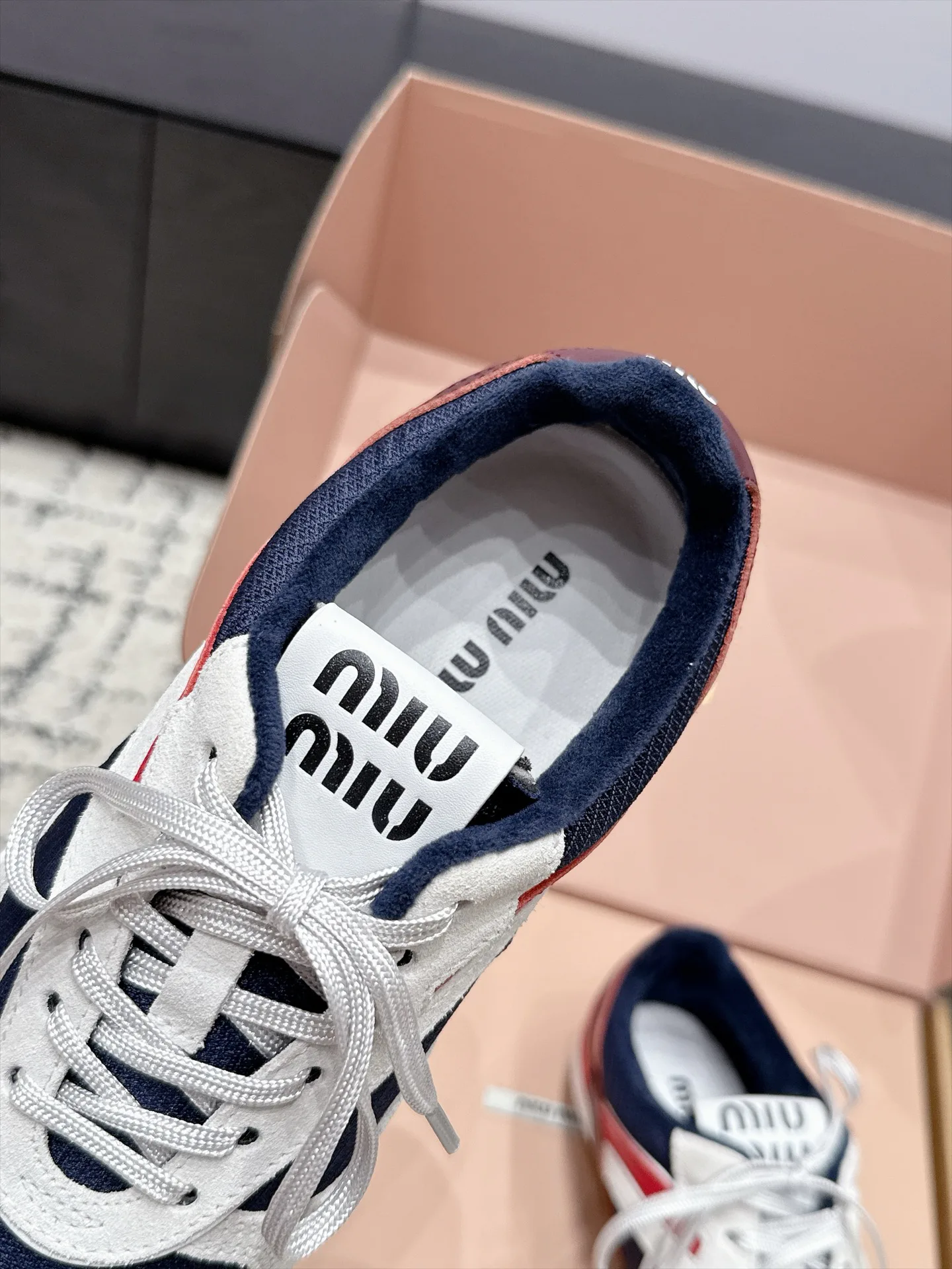 Women's Sneakers MIU MIU 18133265