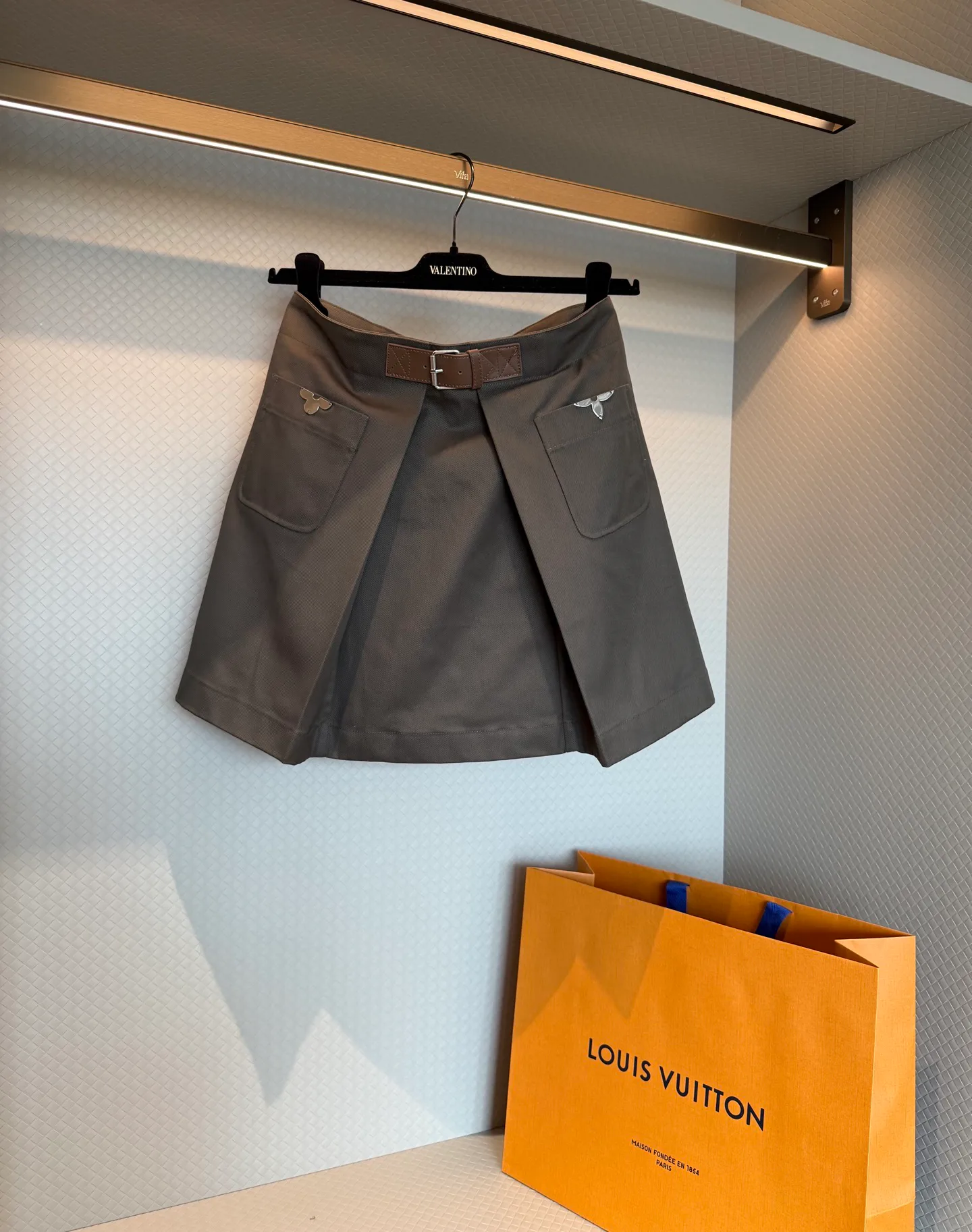 Women's Skirts LOUIS VUITTON 17094395
