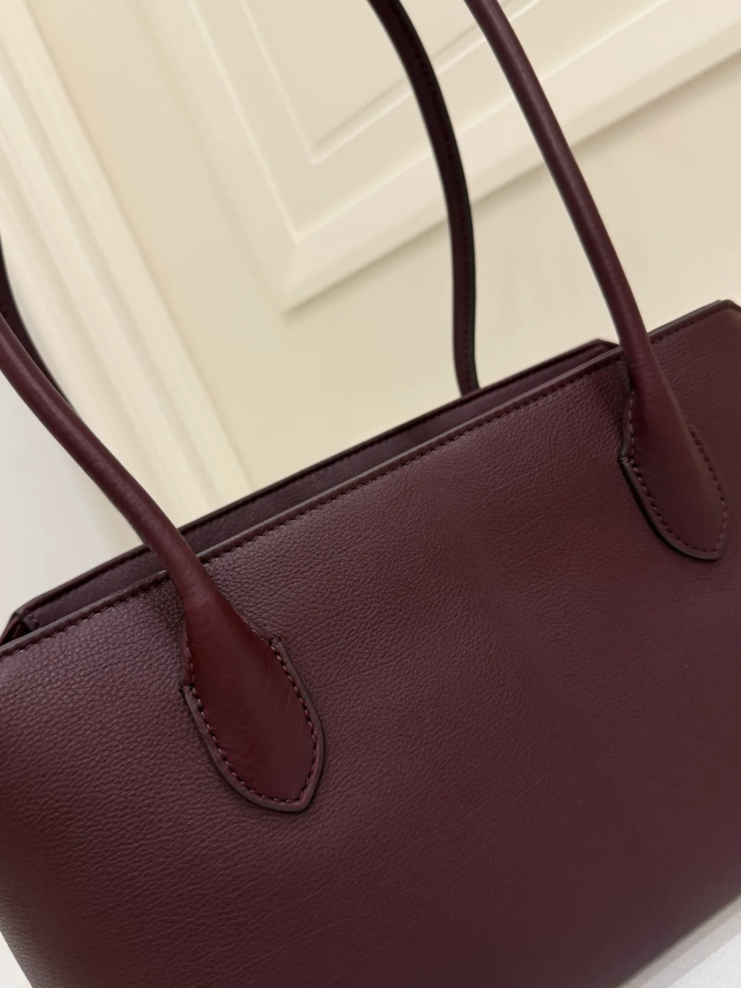 Women's Classic Handbags THE ROW 18161958