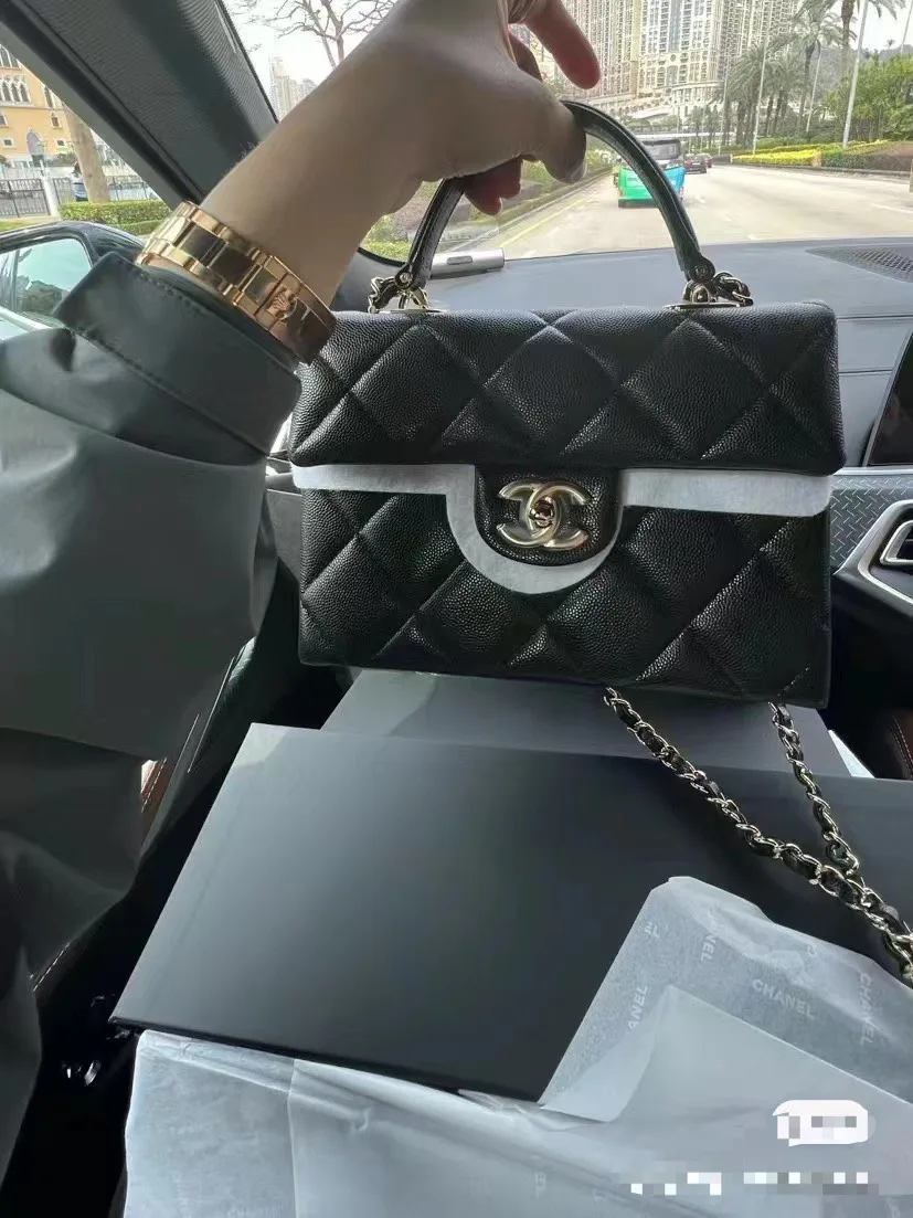 Women's Classic Handbags CHANEL 18065957