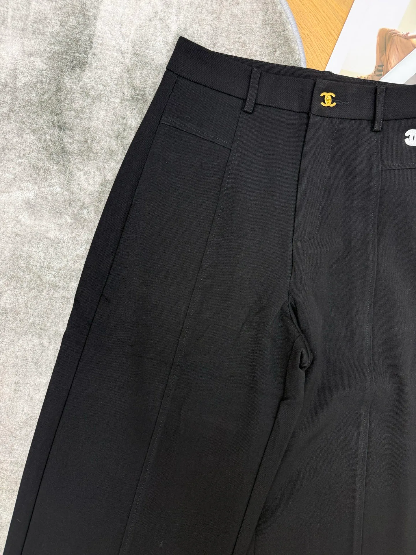 Women's Trousers CHANEL 18348252