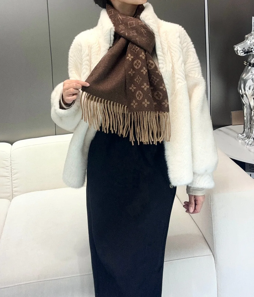 Scarves LOUIS VUITTON 18476637