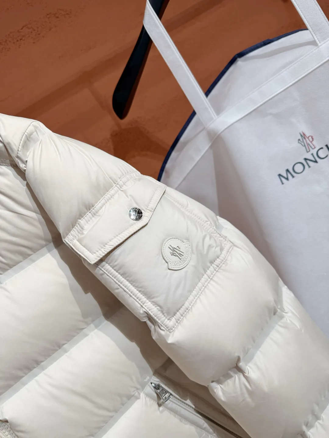 Men's Jackets And Down Jackets MONCLER 18335678