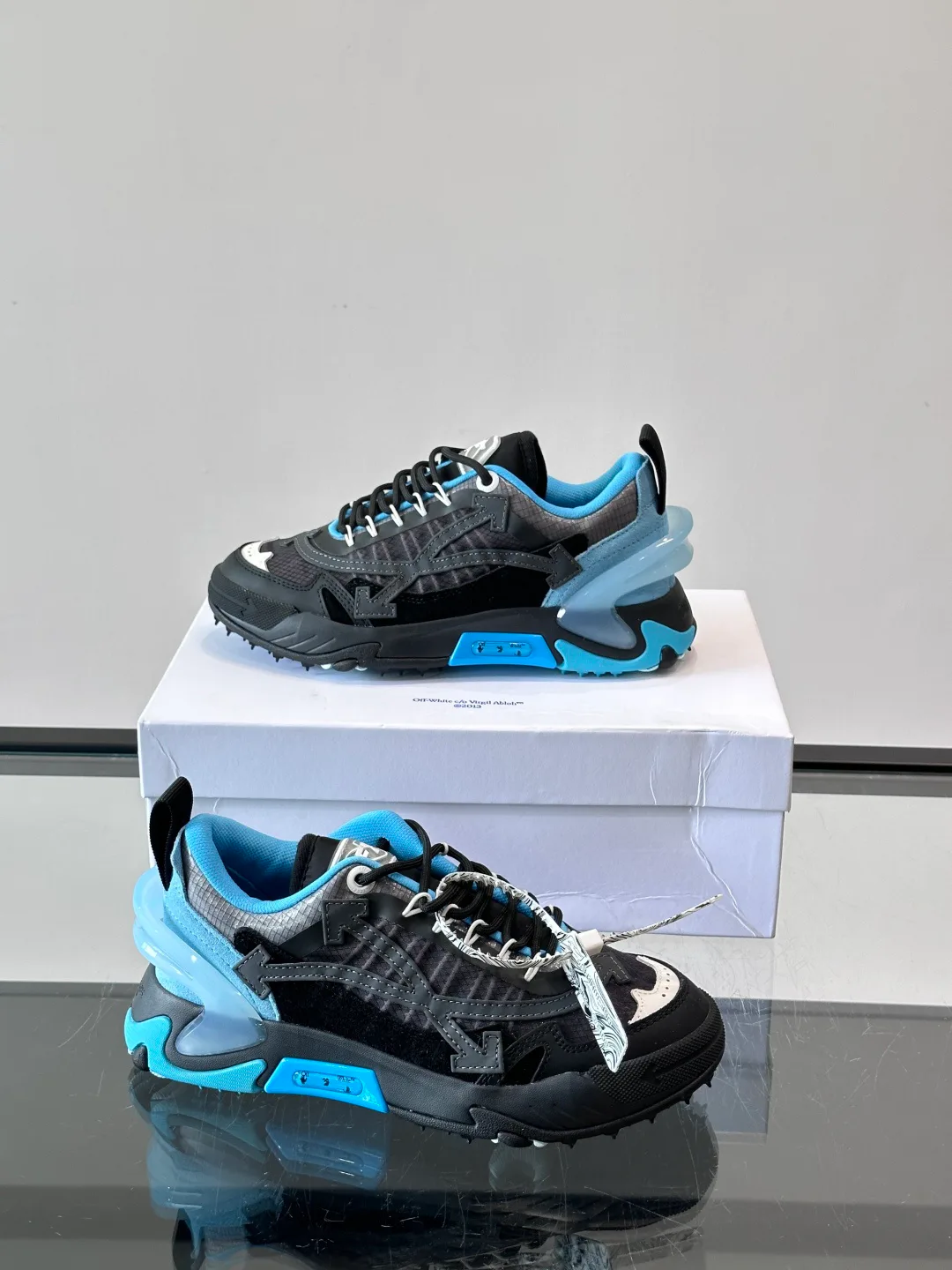 Women's Sneakers OFF-WHITE 17682014