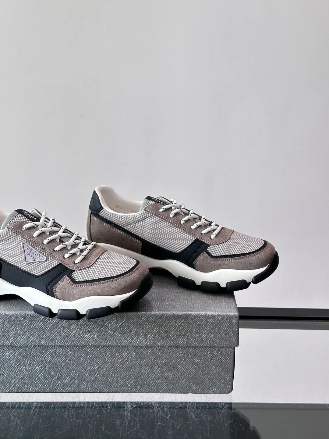 Men's Sneakers PRADA 18102777