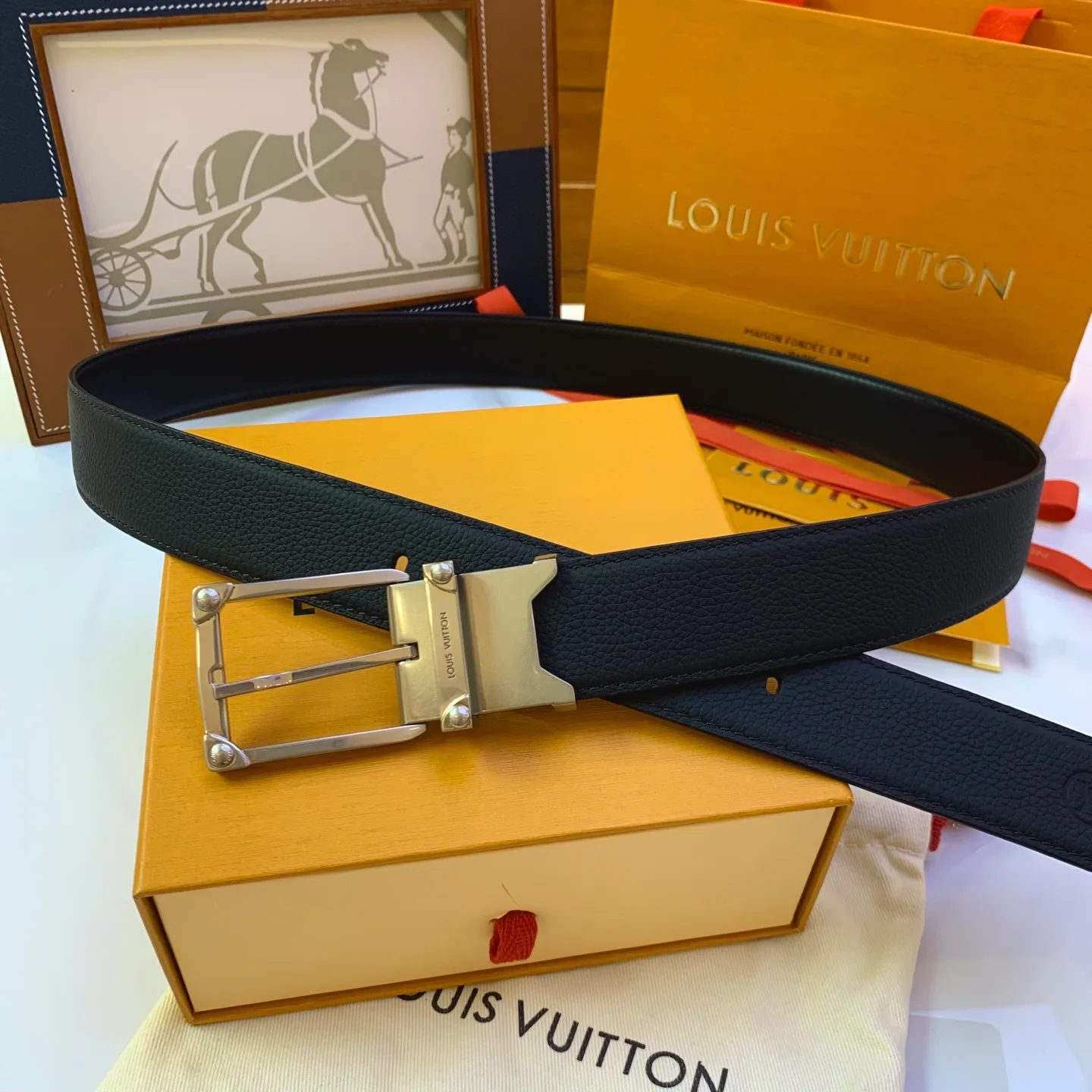 Belts LOUIS VUITTON 17638920