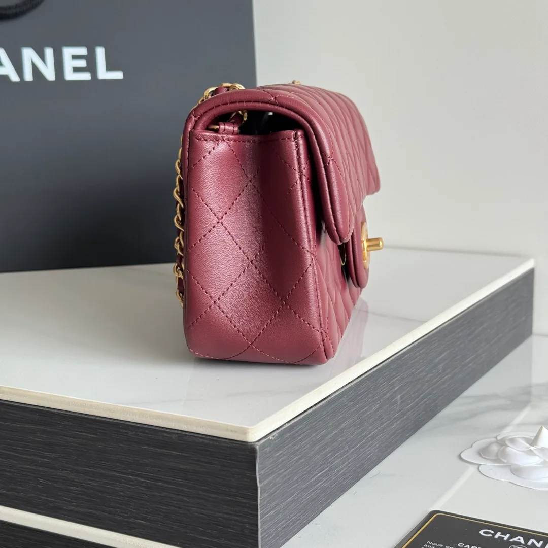 Women's Classic Handbags CHANEL 17827593