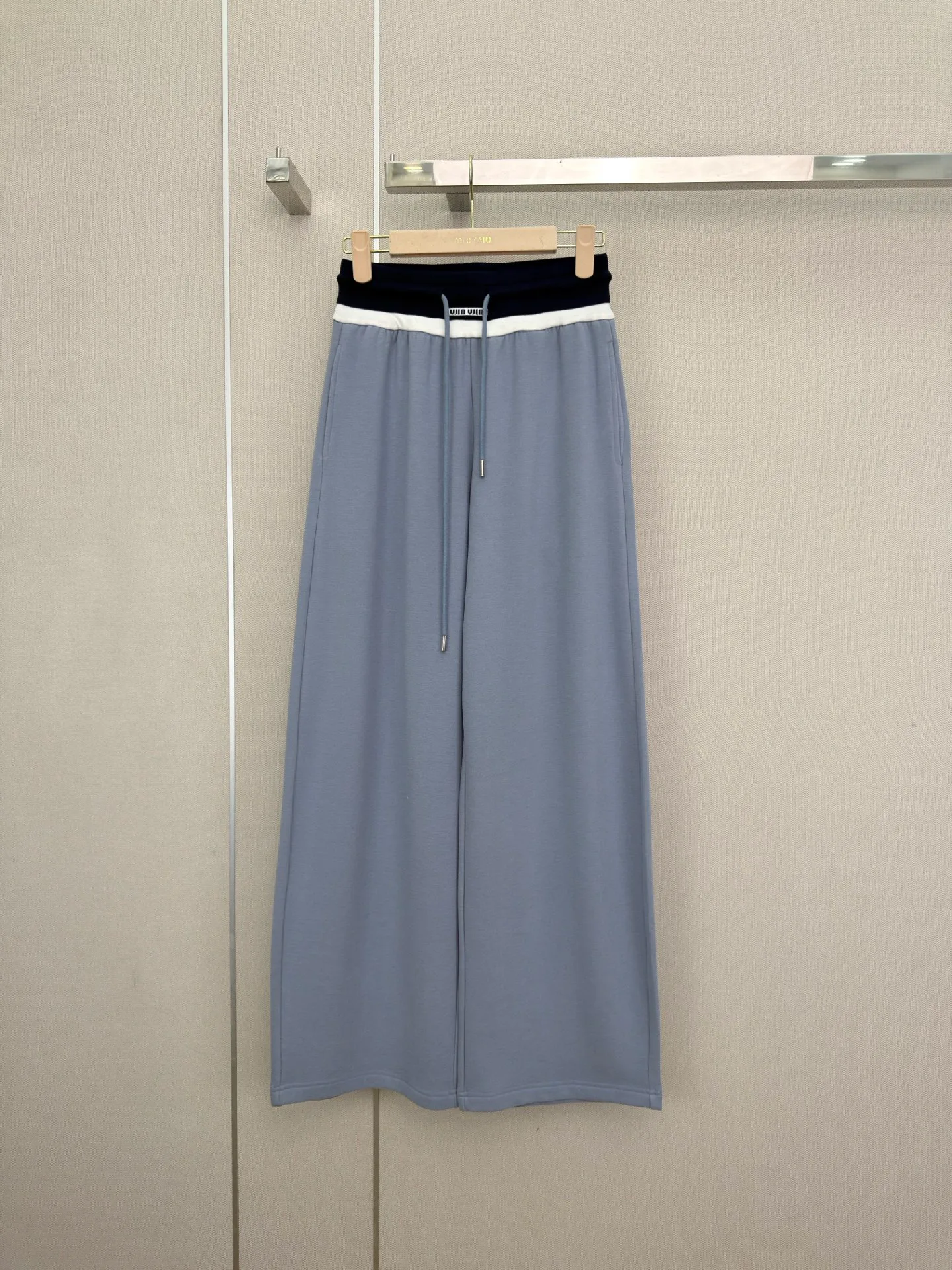Women's Trousers MIU MIU 19589709