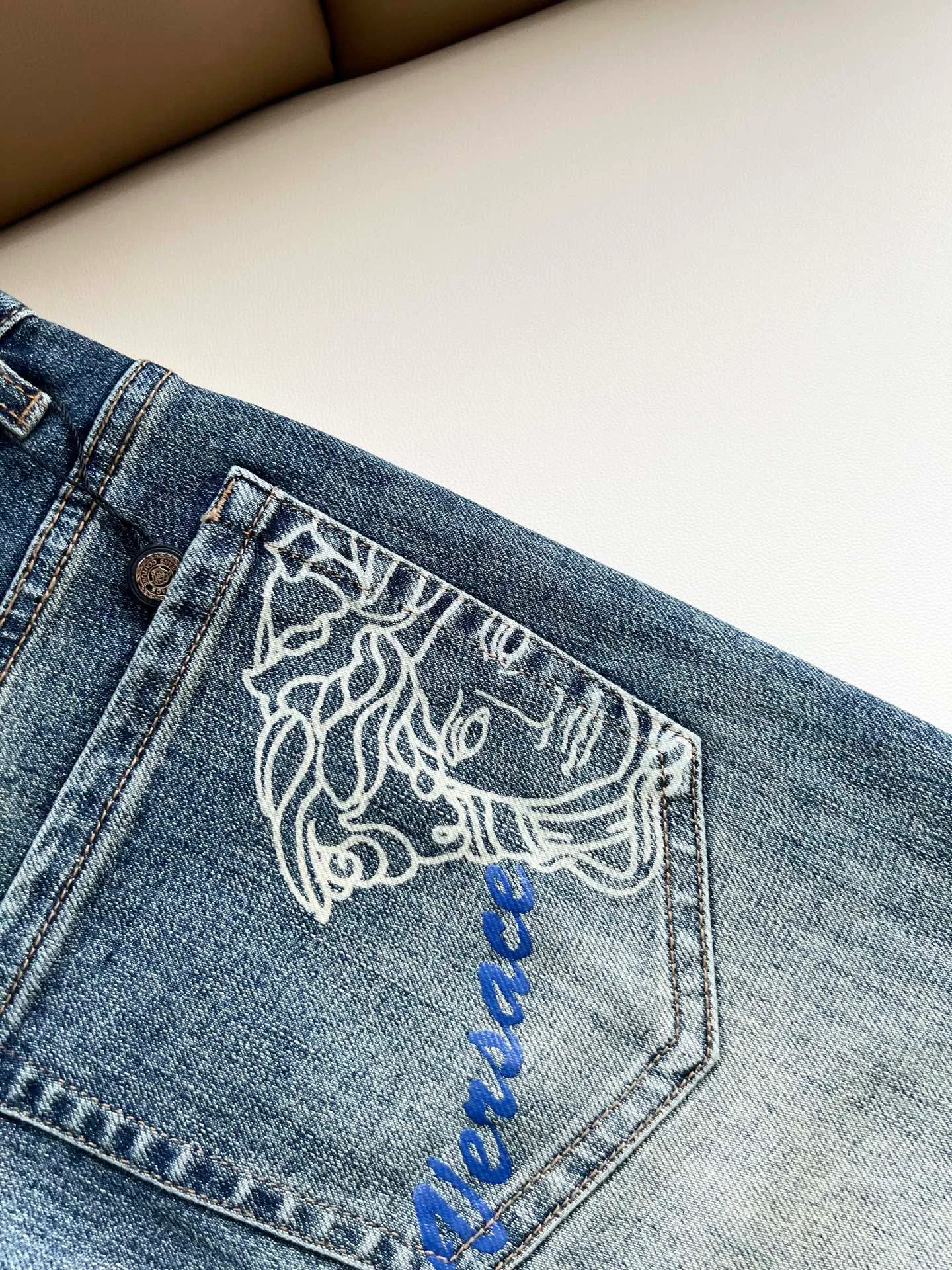 Men's Jeans VERSACE 18343204