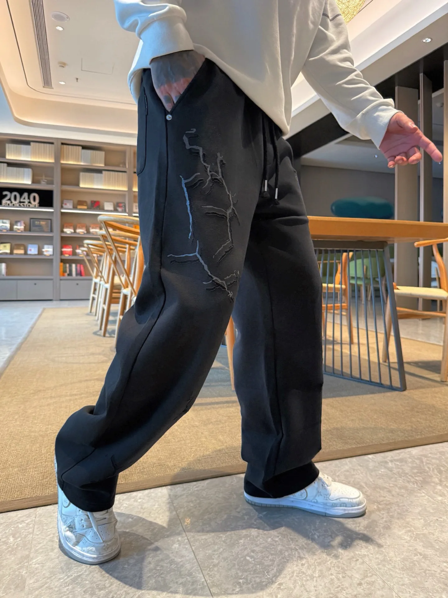 Men's Trousers GIVENCHY 18345771