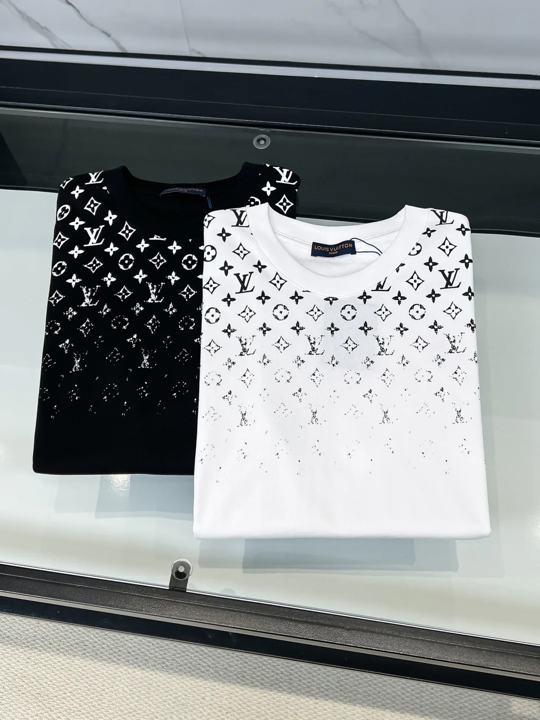 Men's T-Shirts LOUIS VUITTON 18499287