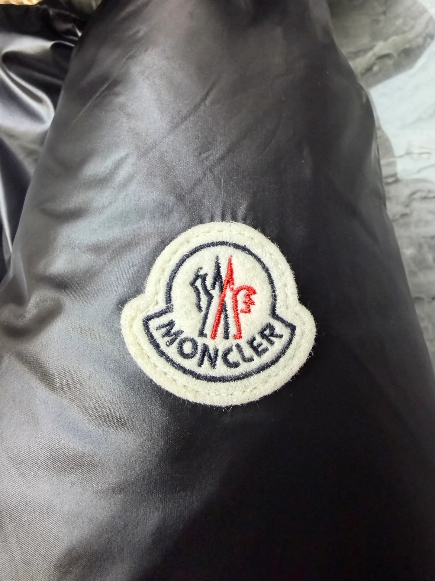 Women's Jackets And Down Jackets MONCLER 17568655