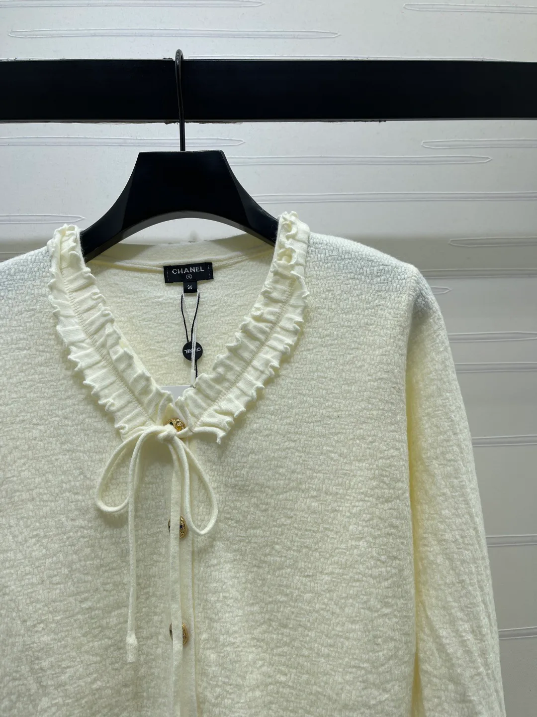 Women's Jumpers And Sweaters CHANEL 17918672