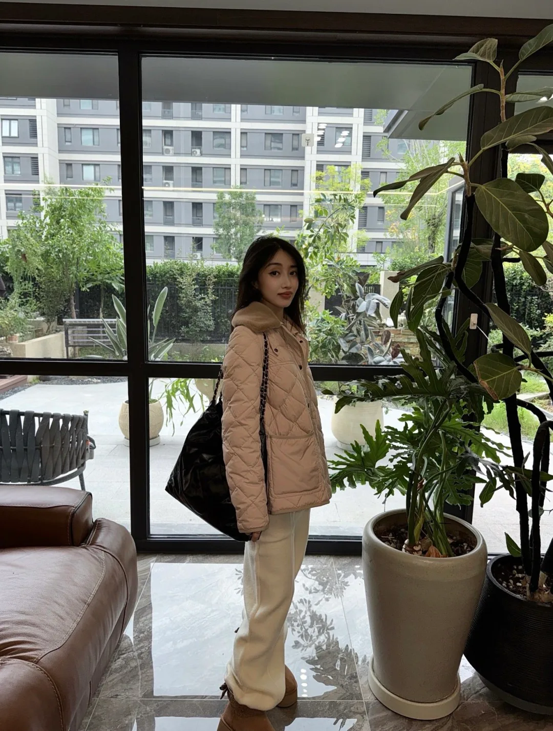 Women's Jackets And Down Jackets MONCLER 18111363
