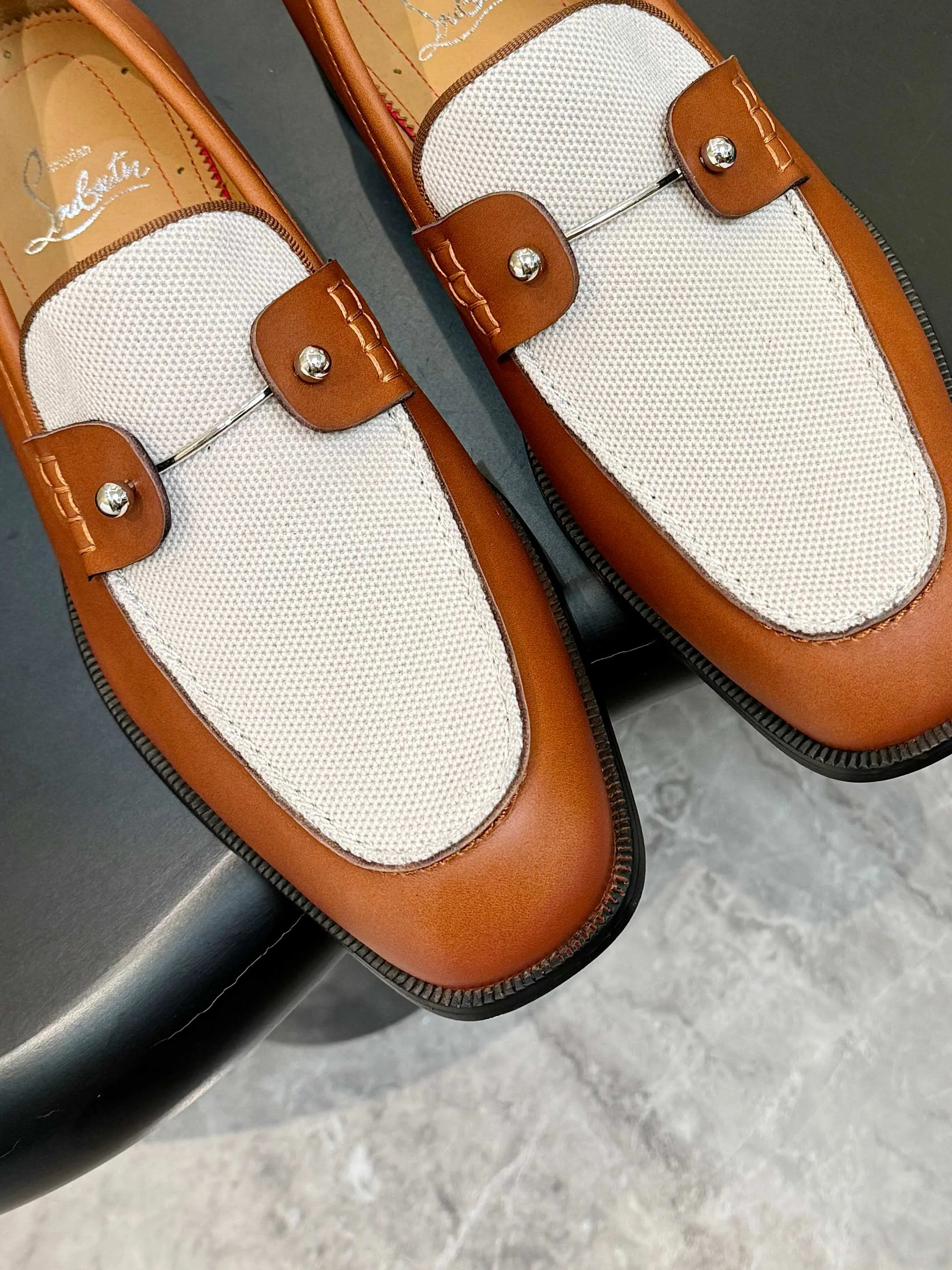 Men's Loafers And Dress Shoes CHRISTIAN LOUBOUTIN 18117276