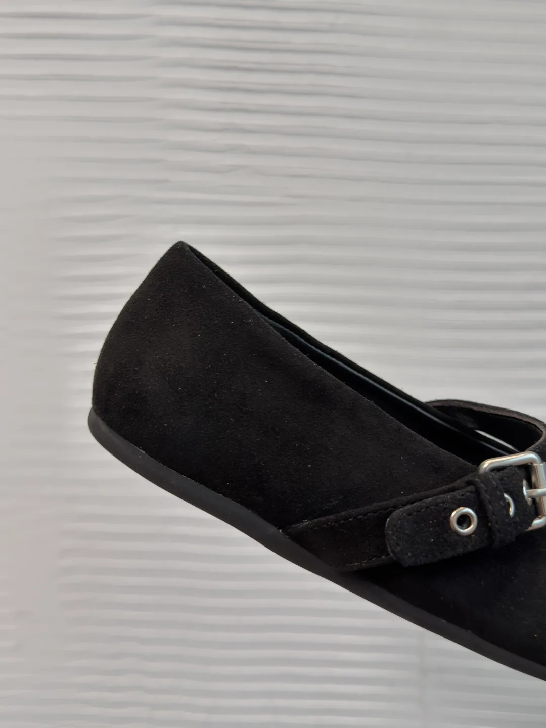 Women's Ballet Flats MIU MIU 18125391